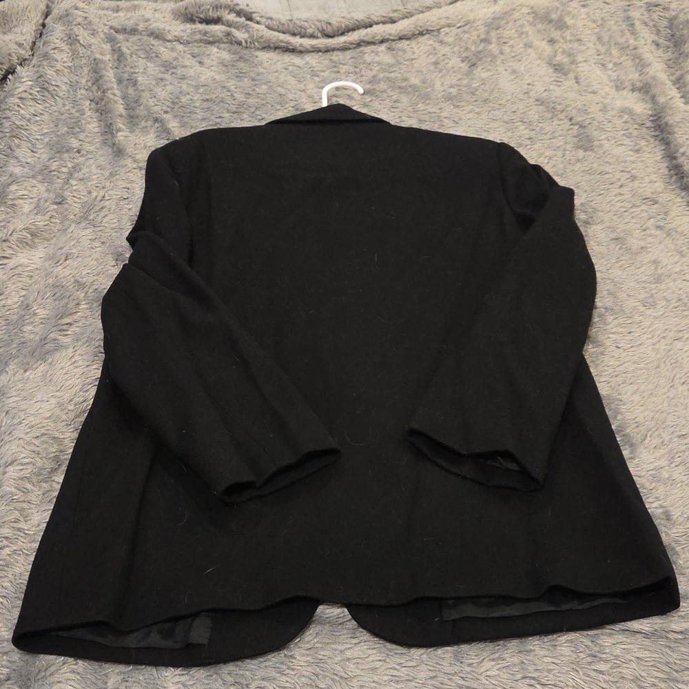 Sag Harbor Black Single-Button Blazer with Gold Accent Size 8! - Picture 5 of 8
